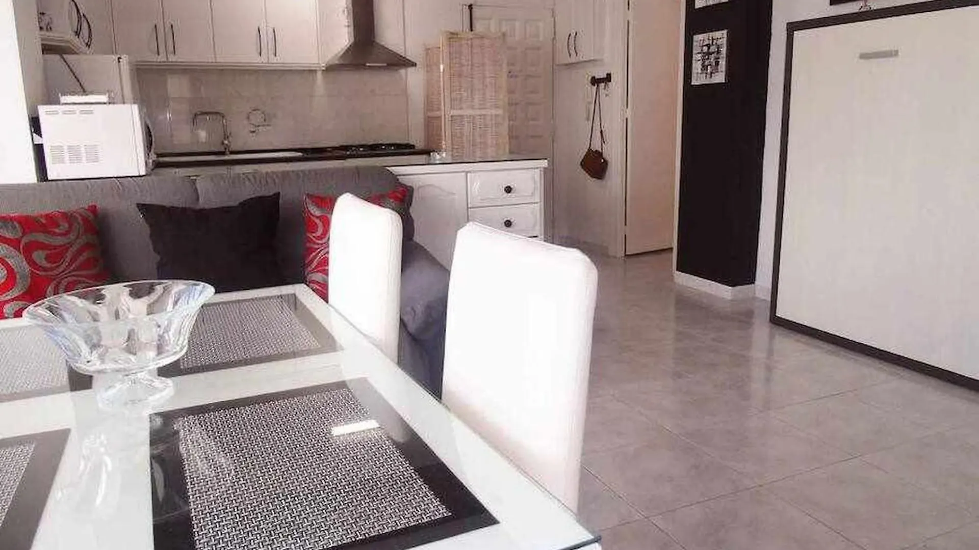A&N Plaza Sol Apartamento Torre Del Mar 0*,  Espanha